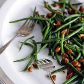 HARICOTS VERTS w/BACON & CHESTNUTS