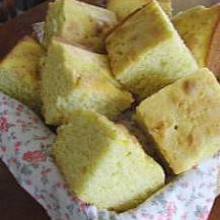 Marie Callender's Famous Golden Cornbread