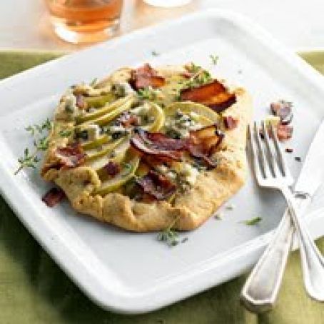 Bacon & Blue Cheese Dinner Pies