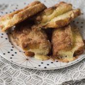 Amish Cinnamon Cream Cheese Roll-Ups
