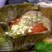 ENCHILADAS DE MINILLA DE JAIBA EN HOJAS DE PLATANO