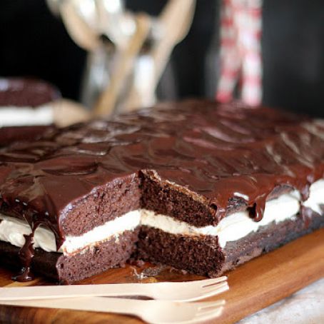 Whoopie Pie Cake