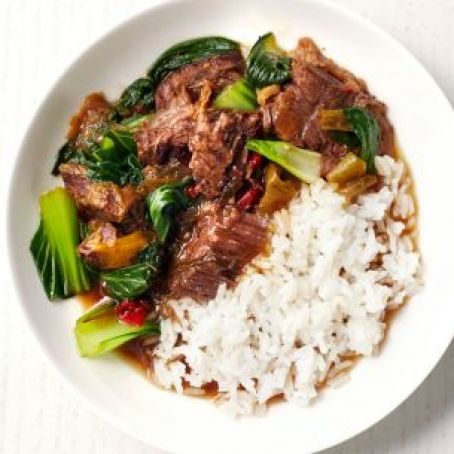 Slow-Cooker Chinese Beef and Bok Choy
