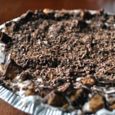 Chocolate Cream Pie with Reese’s Cups