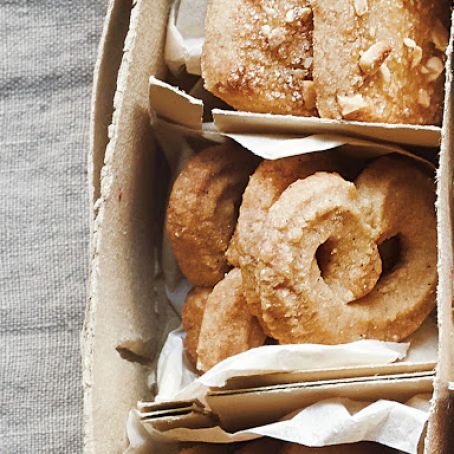 Vanilla Wreath Cookies | SAVEUR