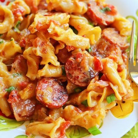 Sausage Pasta & Veggies in a Cheese, Pesto Sauce