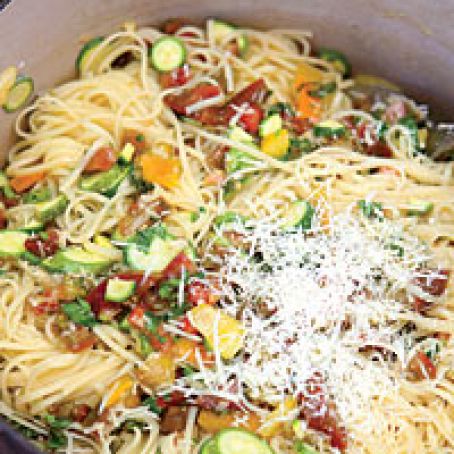Linguine with Tomatoes, Baby Zucchini and Herbs