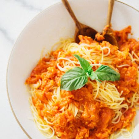 Simple Summer Pasta Marinara