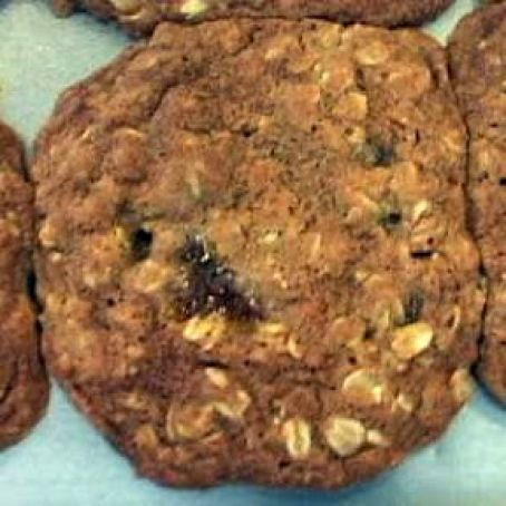 Doc's Apricot Oatmeal Cookies
