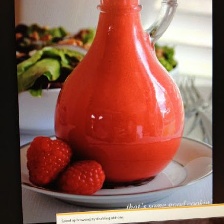 Dressing: Creamy Raspberry Vinaigrette Dressing
