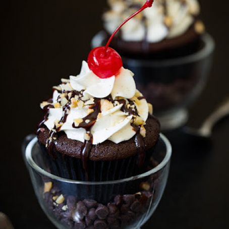 Hot Fudge Sundae Cupcakes