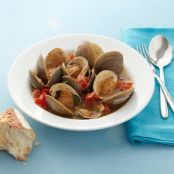 Steamed Clams with Tomatoes