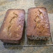 PINEAPPLE BANANA BREAD