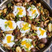 Spanish Eggs and Potatoes (Huevos Rotos) 