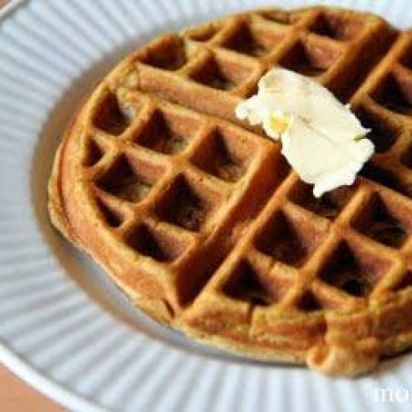 Deliciously Spiced Pumpkin Waffles