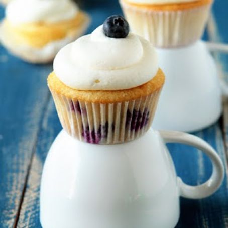 Blueberry cupcakes with cream cheese icing