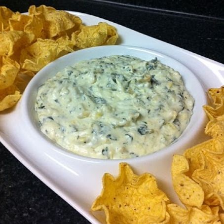 Skinny Spinach and Artichoke Dip