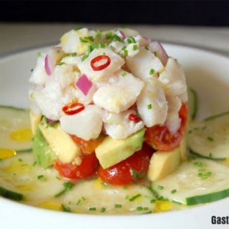 CEVICHE DE MERLUZA CON AGUACATE