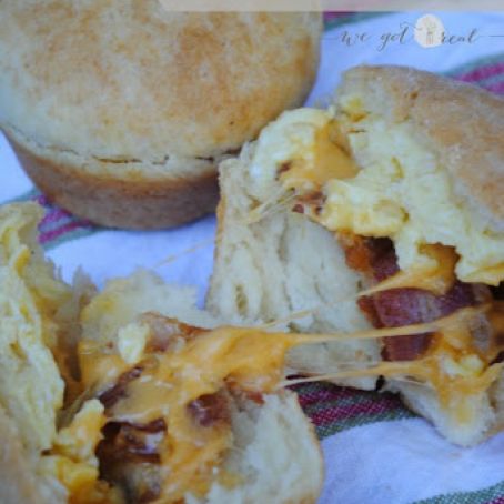 STUFFED BREAKFAST MUFFINS