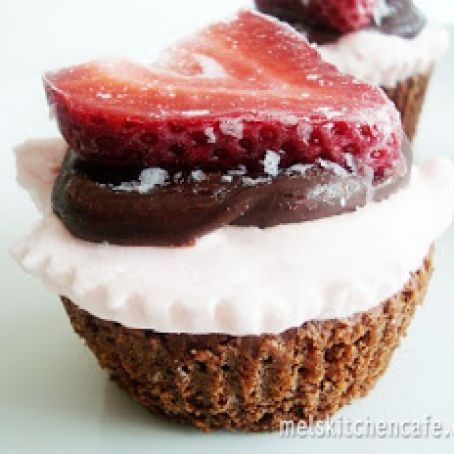 Strawberry Ice Cream Brownie Cupcakes