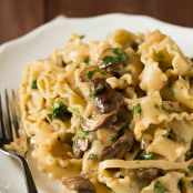 Creamy Mushroom-Fontina Pasta