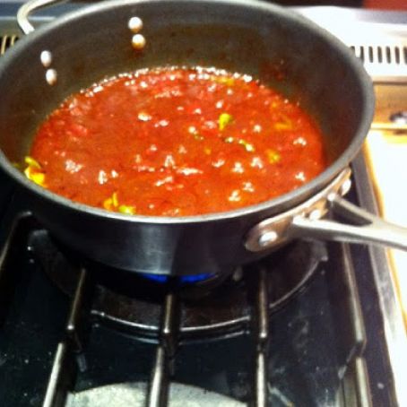 Veal Medallions with Tomato Balsamic Reduction