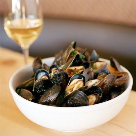 Carrabba's Mussels In White Wine Sauce