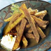 Chips with Curry and Pineapple Sauce