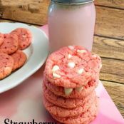 Strawberry Milkshake Cookies