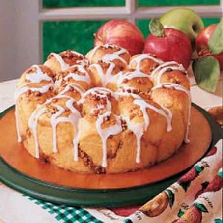 Apple Pull-Apart Bread Recipe