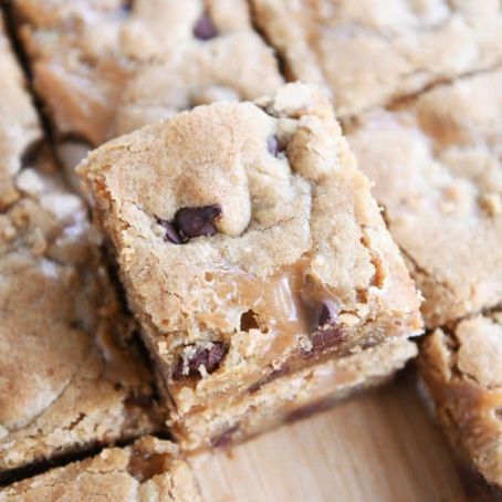 Salted Caramel Brown Butter Chocolate Chip Bars
