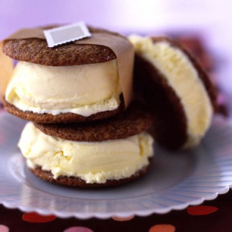 Gingersnap Lemon Ice Cream Sandwiches
