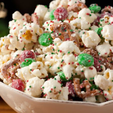 Christmas Crunch Funfetti Popcorn