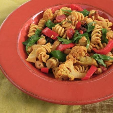 Curried Pasta with Cauliflower and Chickpeas