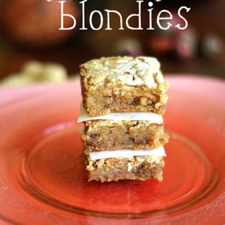 Peanut Butter Cup Fluffernutter Blondies