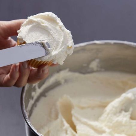 White Chocolate Buttercream Frosting