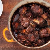 Red Wine-Braised Short Ribs (Overnight)