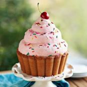 The Great Vanilla Ice Cream Cupcake