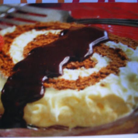Creamy Chocolate Cake Roll