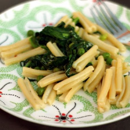 Creamy Lemon Pasta with Spinach and Peas