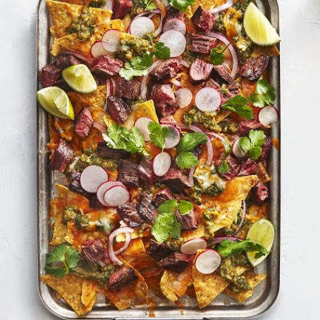 Green Chile Steak Nachos