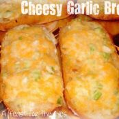 Pioneer Woman's Garlic Cheese Bread