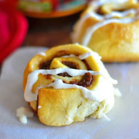 Gooey Apple Pumpkin Rolls