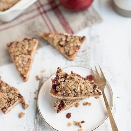 Apple Cranberry Crumble Bars