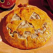 Jack-O'-Lantern Cheeseburger Pie