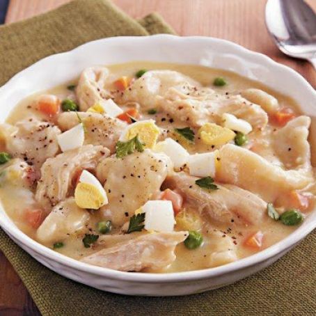 Slow Cooker Chicken and Dumplings