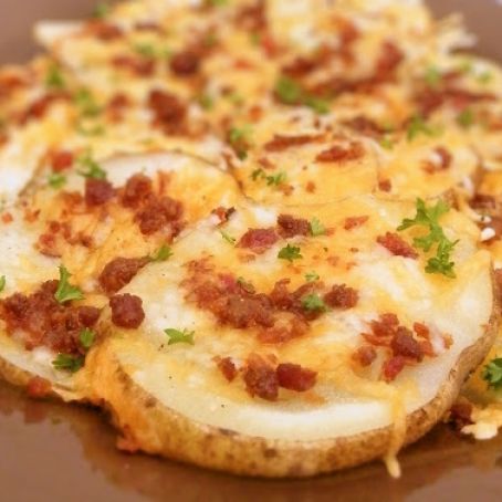 Cheesy Bacon Oven Chips with Chipotle Ranch Dipping Sauce