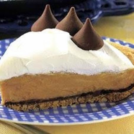 KISSES Peanut Butter Pie