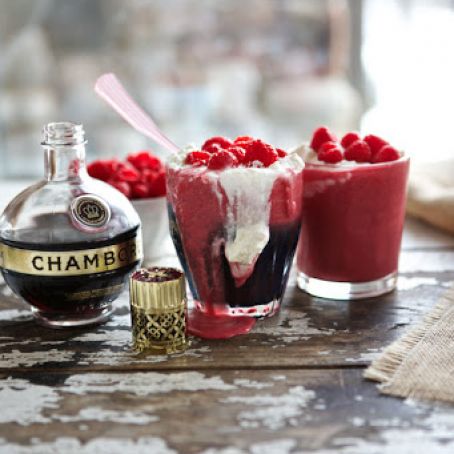 Smoothie: Frozen Raspberry Chambord Milkshakes