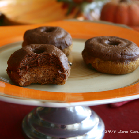 Low Carb Pumpkin Fudge Donuts